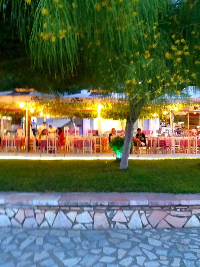 Iraa'S Apartment Sarandë 外观 照片
