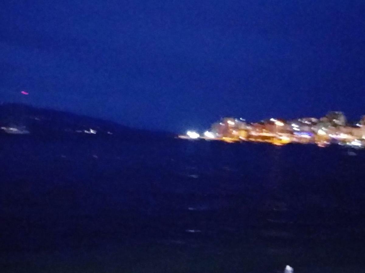 Iraa'S Apartment Sarandë 外观 照片