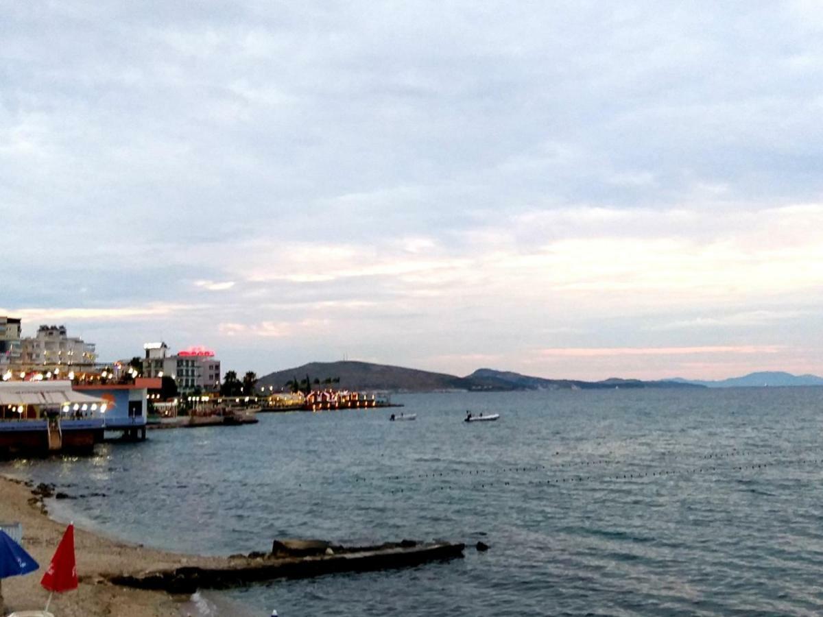 Iraa'S Apartment Sarandë 外观 照片