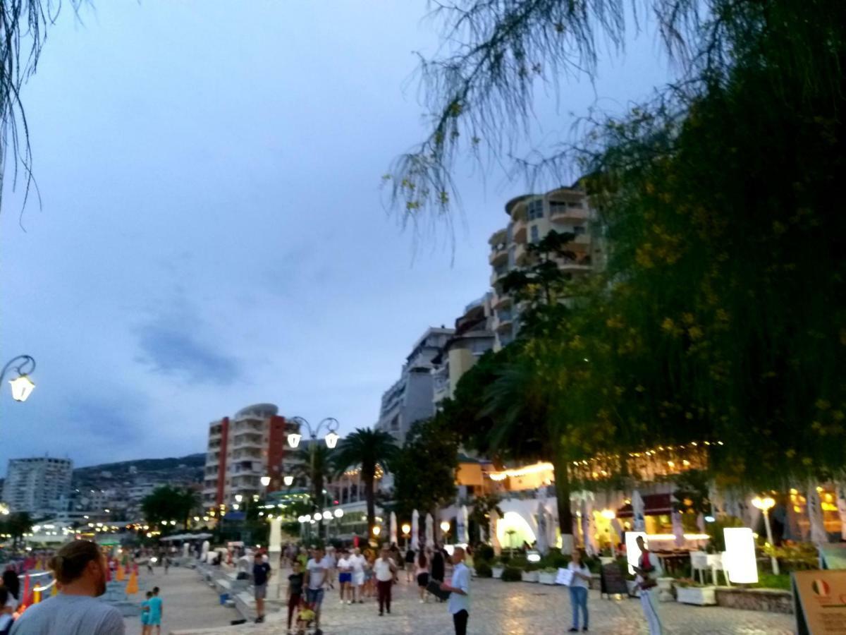 Iraa'S Apartment Sarandë 外观 照片